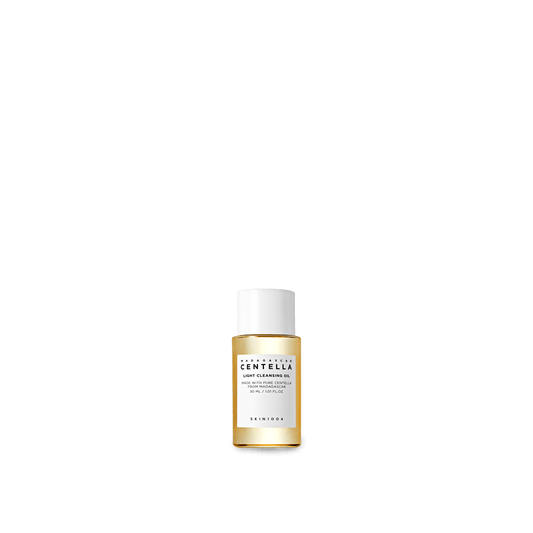 SKIN1004 Madagascar Centella Light Cleansing Oil 30мл — успокояващо почистващо олио с Madagascar Centella